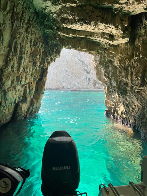 Laganas: Myzithres sunset experience with VIP speedboat - Key points to know before booking