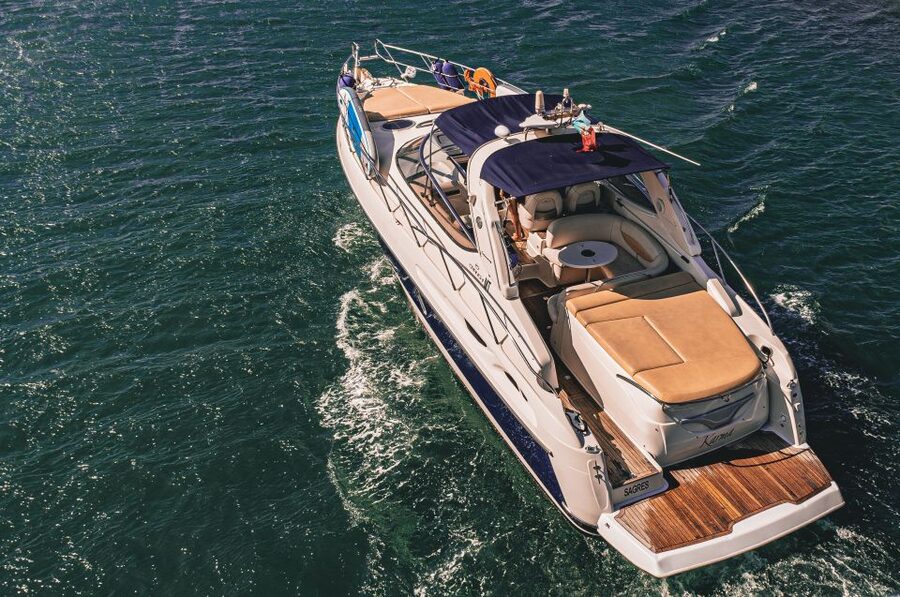 Lagos: Luxury Yacht Charter with Drinks & Tapas - Drinks, tapas-style nibbles, and your own soundtrack