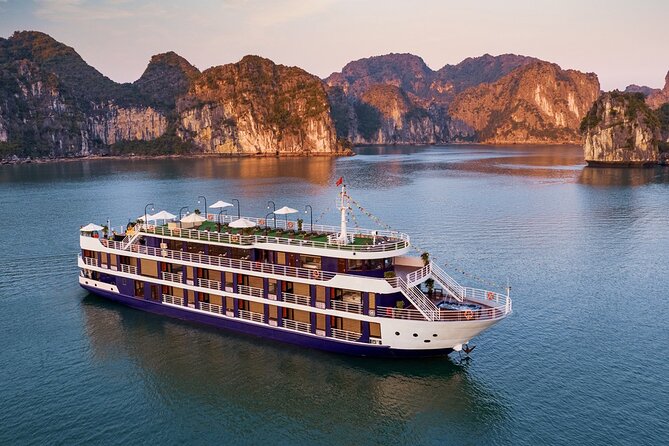 Lan Ha bay luxury cruise 2D/1N: Kayaking, Swimming & full meals, pristine bay - Day one: lunch, karst scenery, kayaking, and swimming