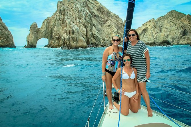 Lands End Luxury Sail and Snorkel Cruise in Cabo San Lucas - The return sail, lunch, and open bar