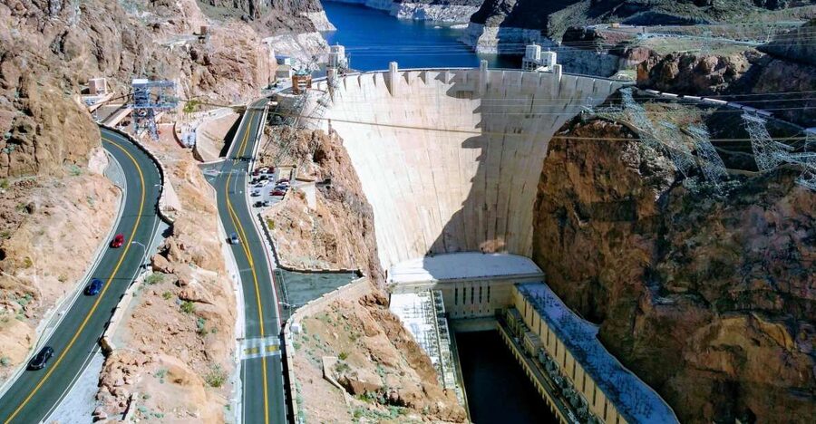 Las Vegas: Hoover Dam Inside VIP Exploration Tour, WiFi - Inside Hoover Dam and the generator room