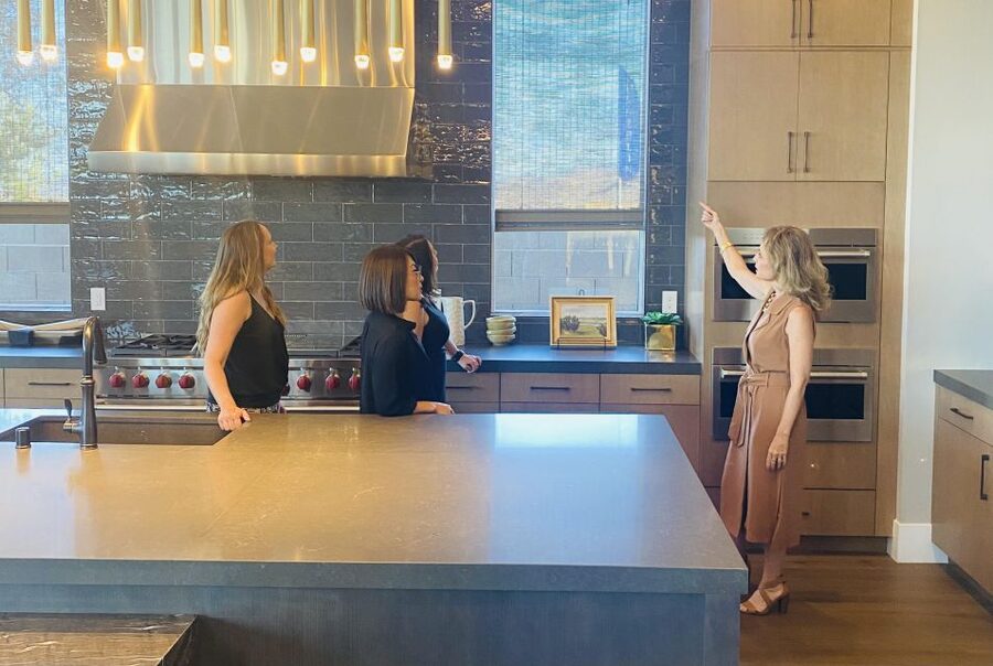 Las Vegas: Luxury Home Tour with Snacks and Drinks - Key points to know before booking