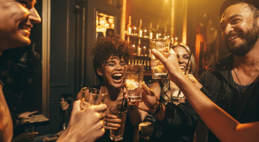 Leipzig: Bar and Club Tour with Free Shots and VIP Entry - The first four bars: quick drinks and changing moods