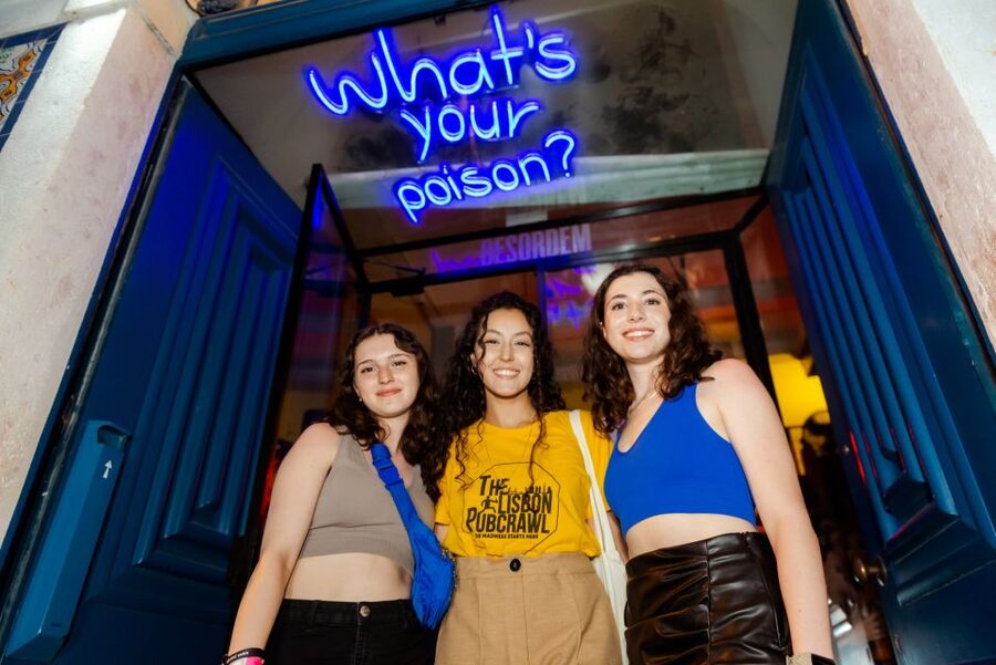 Lisbon PinkStreet Pubcrawl: 1hOpen Bar, Shots,VIP Club Entry - Practical tips for a smoother evening