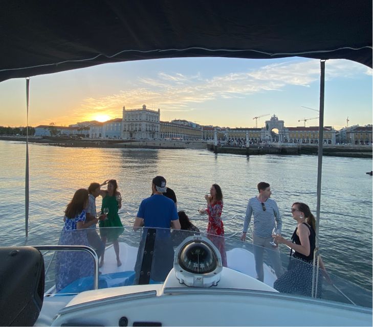 Lisbon: Private Luxury Catamaran Tour with Welcome Drink - Setting off from Belém beside the Discoveries Monument