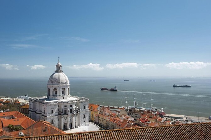 Lisbon Sailing Tour on a Luxury Sailing Yacht with 2 Drinks - Setting sail from Doca de Belem