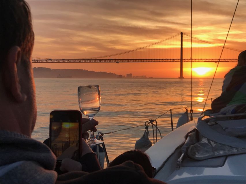 Lisbon: Sunset and Wine Luxury Catamaran Cruise - Key points before you book