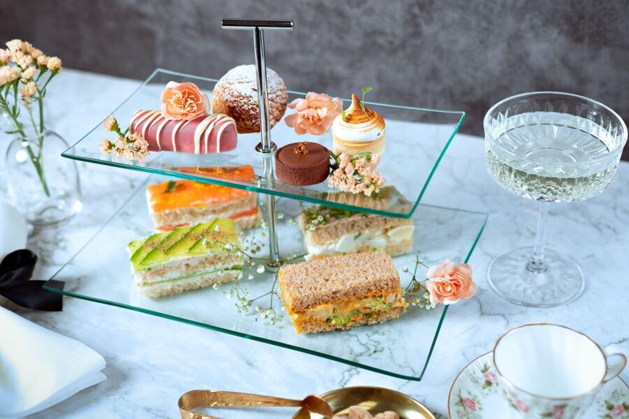 London: Traditional Afternoon Tea Tour in a Luxury Coach - Is $101.02 good value?