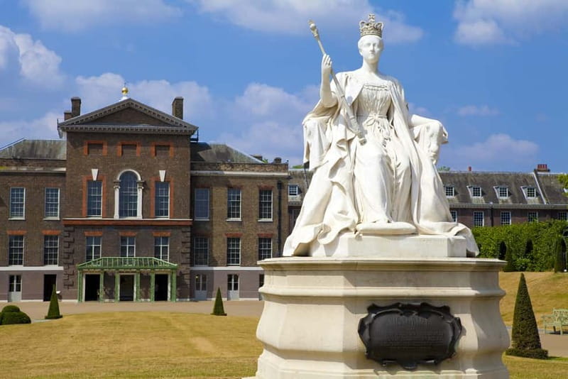 London: VIP Kensington Palace Gardens Tour & Royal High Tea - Practical ways to make the outing smoother