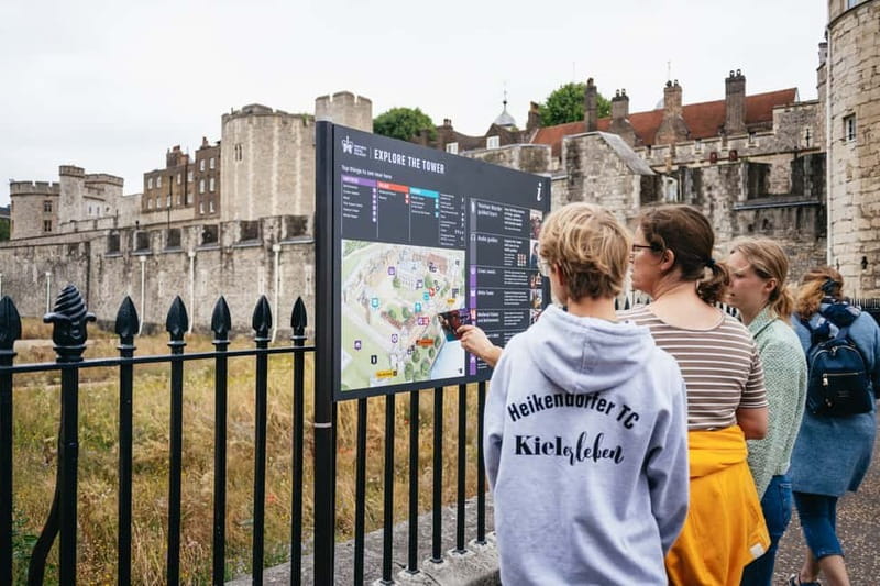 London: VIP Tower Opening Ceremony, Crown Jewels & Cruise - The White Tower, a strong finish