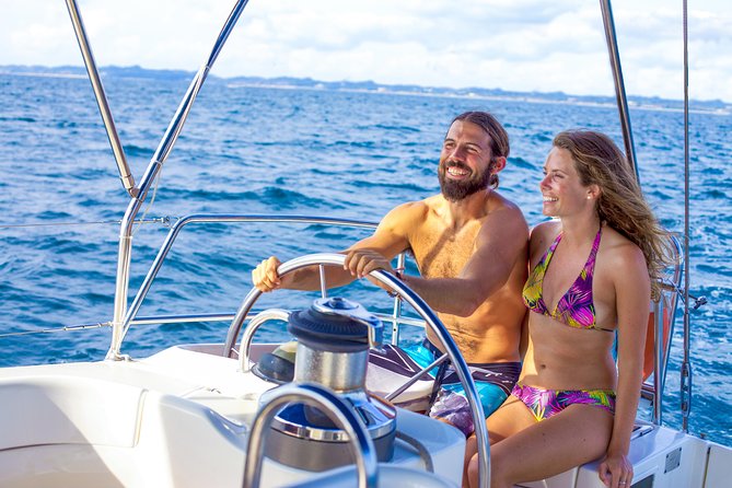 Los Cabos Luxury Sailing, Snorkel and Lunch Cruise - Whale sightings and wildlife etiquette