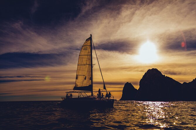Los Cabos Luxury Sailing Sunset Tour - Why this Cabo sunset cruise feels more intimate