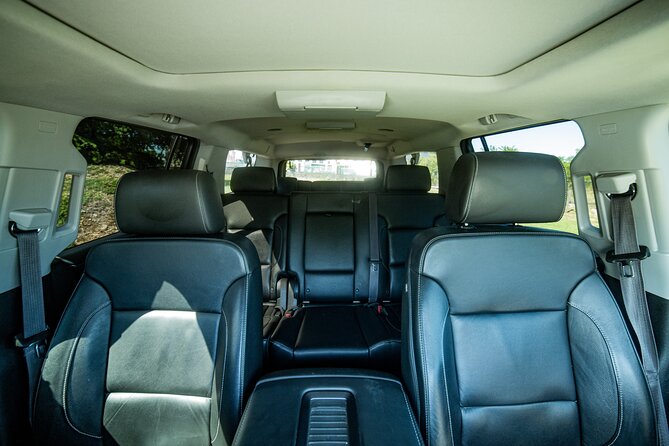 Luxury Airport transfer from or to Antigua Airport - The drive from the airport, 15 minutes to 1 hour