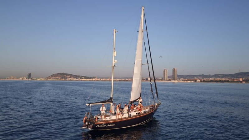 Luxury and exclusive sailing tour with private service - Practical packing and booking advice