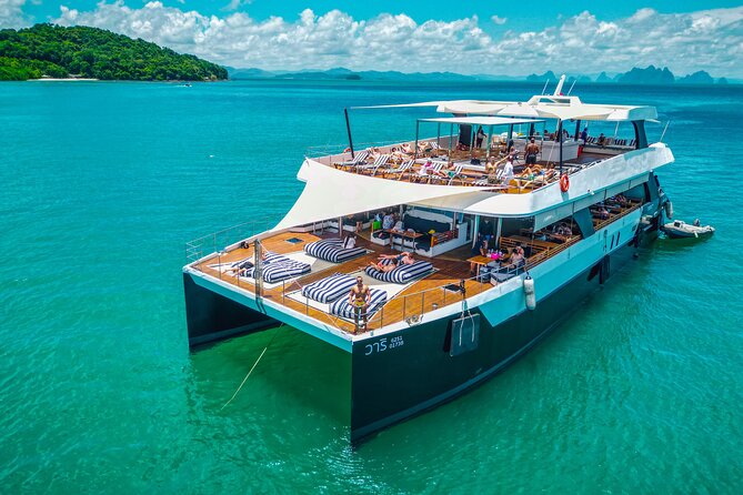 Luxury Boat to James Bond Islands with Lunch and Sunset Dinner - What the $159.80 price really covers