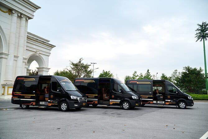 Luxury Bus Limousine Hanoi to Sapa and Sapa to Hanoi - The two stops between Hanoi and Sapa