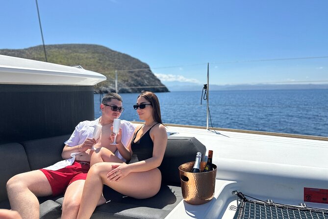 Luxury Catamaran Cruise, Dia Island –Open Bar & Lunch -Top Rated! - Who will enjoy this cruise most?