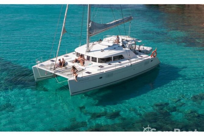 Luxury catamaran from Porto Rafael-Palau to the Maddalena Archipelago - Spargi: your first swim in turquoise water