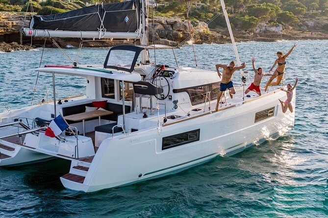 Luxury Catamaran in the Maddalena Archipelago from PALAU - Sardinian food, wine, and a generous drinks service