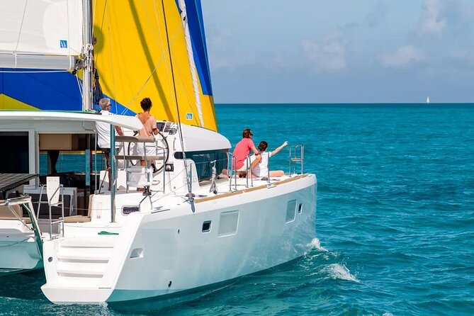 Luxury Catamaran in the Maddalena Archipelago from PALAU - What the small group changes