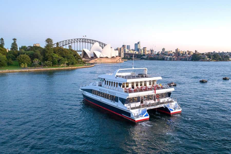 Luxury Catamaran Lunch Cruise with Deluxe Buffet - The bar and extra costs