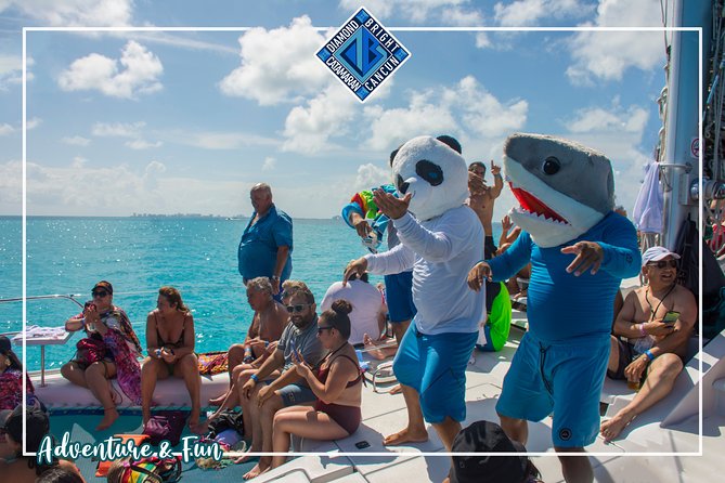 Luxury Catamaran tour to Isla Mujeres with Transportation from Cancun - Sailing the 45-foot catamaran