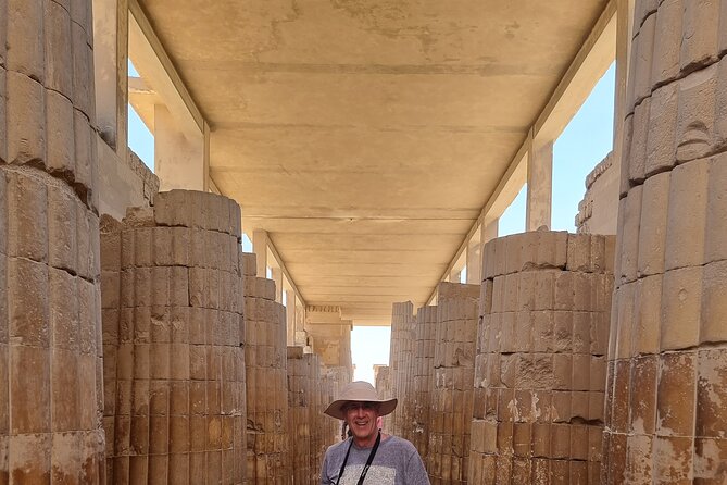 Luxury Day Tour to Giza pyramids, Memphis, and Saqqara - Lunch, transport, and what the $90 covers