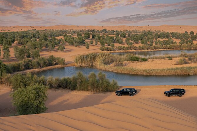 Luxury Desert Safari with Michelin-Curated Fine Dining Experience - A comfortable start in a Land Rover Defender