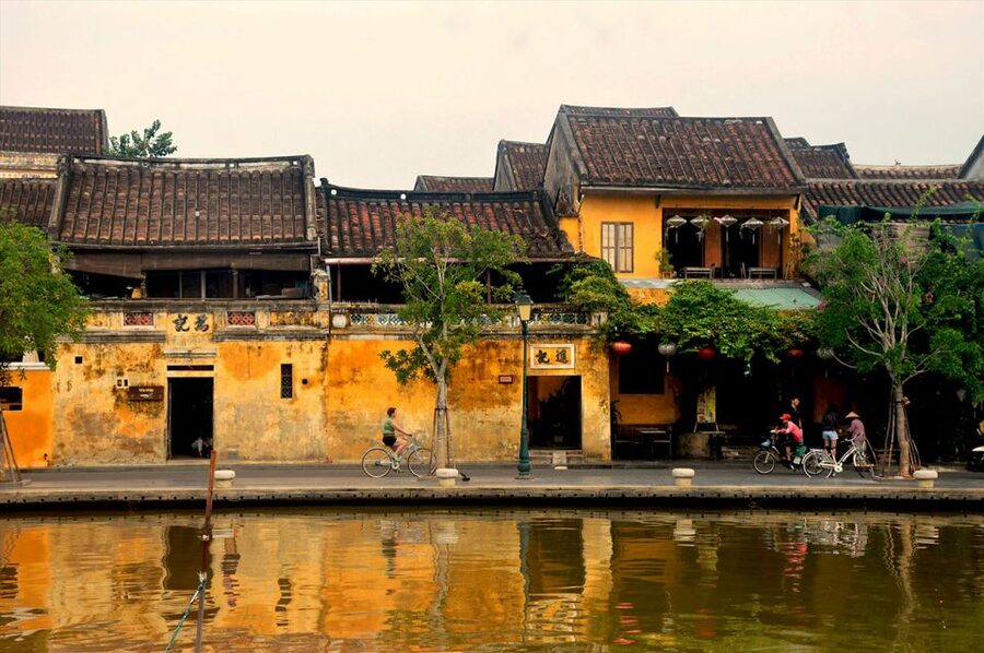 Luxury Half-Day Tour of Hoi An Ancient Town - Why Hoi An works so well for a morning walk