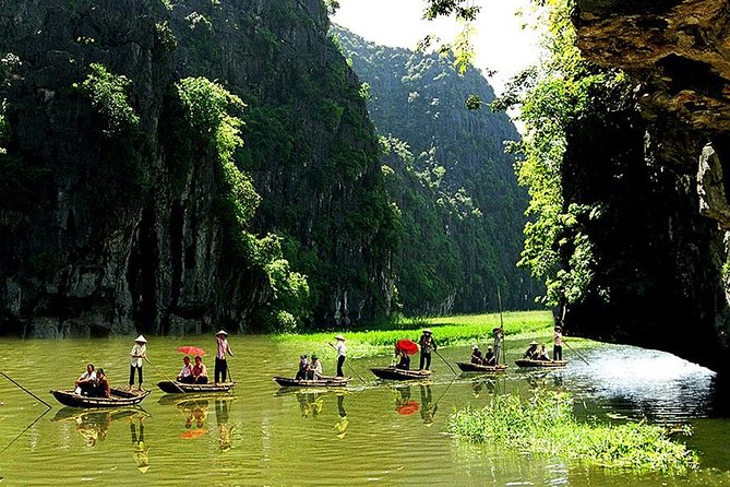 Luxury Hoa Lu - Tam Coc 1 Day Tour From Hanoi - By Limousine & Small Group - The 1.5-hour Tam Coc bamboo boat ride