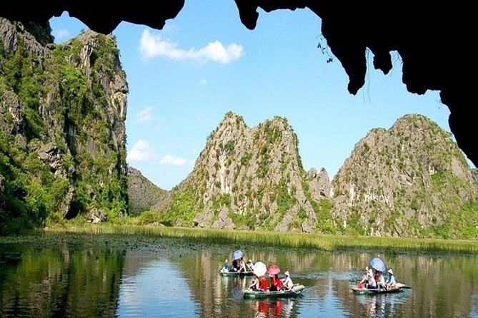 Luxury Hoa Lu - Trang An - Mua Cave 1 Day Tour - By Limousine & Small Group - Hoa Lu and the story of Vietnam’s early capital