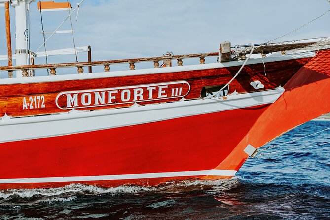Luxury Lagoon Cruise with Onboard Chef and Signature Cocktails - Lunch Cooked Fresh on Board