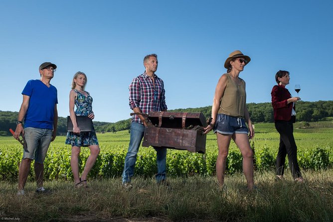 Luxury Luxury Wine Tour Experience - Local food keeps the tasting grounded