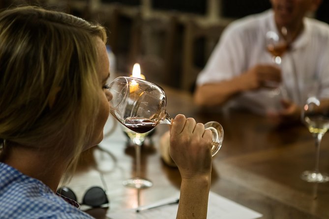 Luxury Luxury Wine Tour Experience - Reading Burgundy from the vineyard roads
