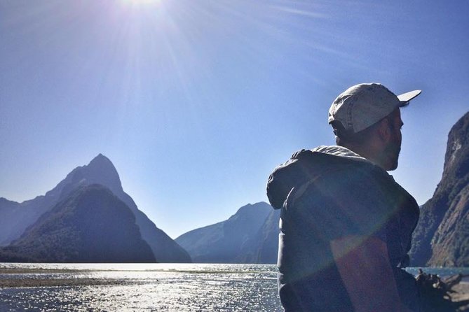 Luxury Milford Sound Coach and Scenic Cruise - Mirror Lakes need calm weather