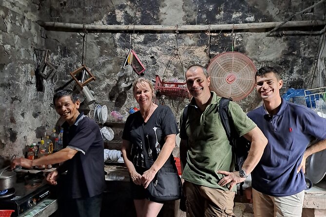 Luxury Ninh Binh Full Day Tour From Hanoi (Trang An - Hoa Lu) - Two hours by boat in Trang An