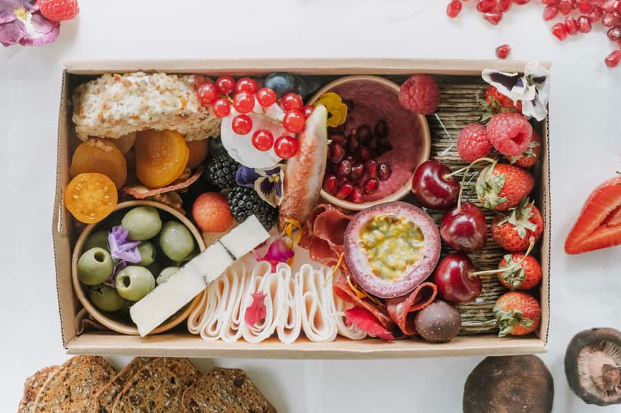 Luxury Picnic for 2 with Sydney Harbour Views at Kirribilli - Choosing between antipasto, fruit, and sweet boxes