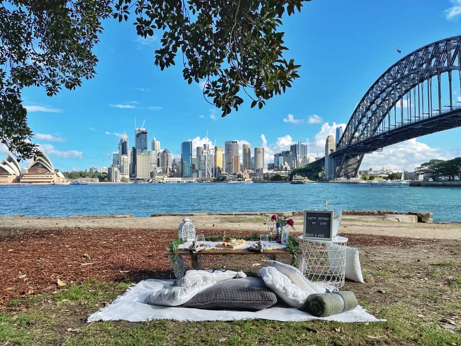 Luxury Picnic for 2 with Sydney Harbour Views at Kirribilli - Sunset timing adds atmosphere, but brings cooler weather
