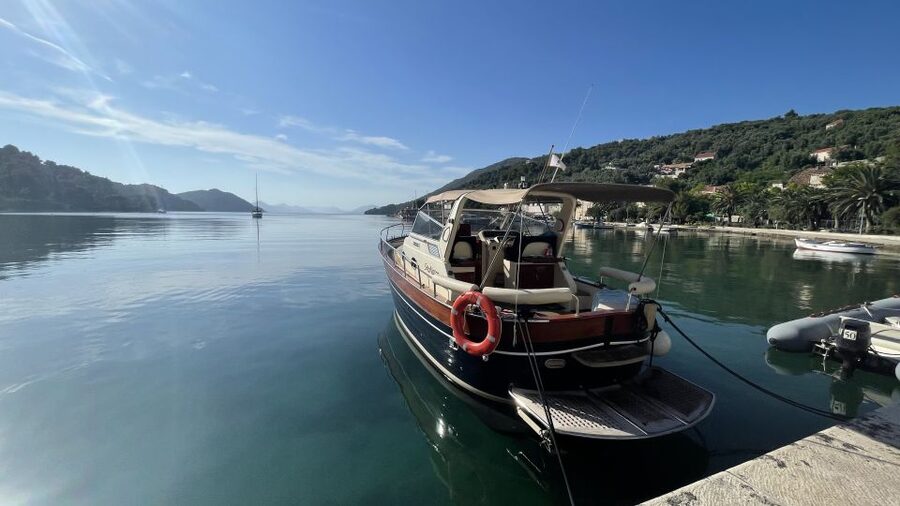 Luxury Private Boat Tour to Elaphiti Islands (4 hours) - Practical rules that affect your comfort