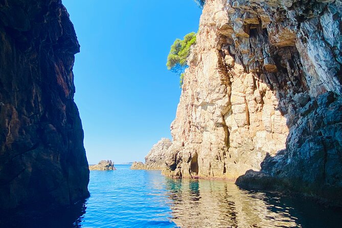 Luxury Private Boat Tour to Elaphiti Islands - Is $862.86 good value for up to six people?