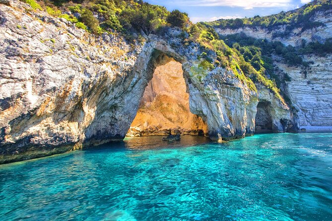 Luxury Private Cruise to Paxos, Antipaxos & Blue Caves with Lunch - Paxos from Lakka to the western cliffs