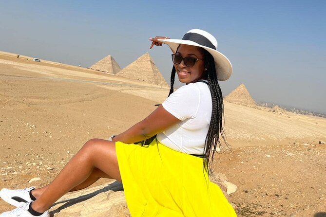 Luxury Private Tour Giza Pyramids ,Egyptian Museum and Bazaars - The Sphinx and Valley Temple in thirty minutes