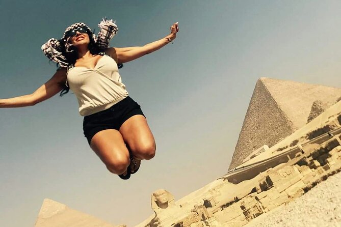 Luxury Private Tour Giza Pyramids ,Egyptian Museum and Bazaars - Private transport makes the biggest difference