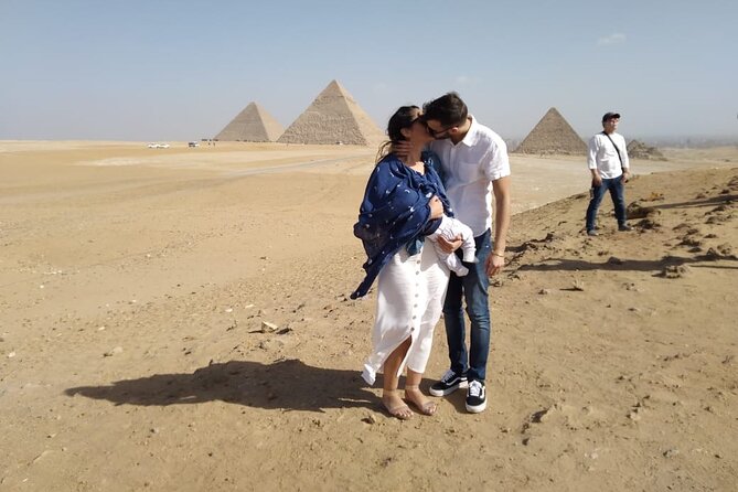 Luxury Private Tour Giza pyramids ,Sphinx ,Camel Rid and Lunch - Koshary lunch and local shopping stops