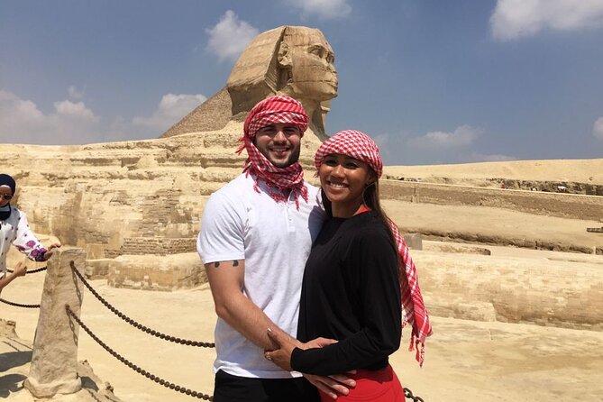 Luxury Private Tour Giza pyramids ,Sphinx ,Camel Rid and Lunch - How the guides shape the day