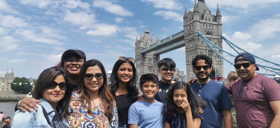 Luxury Private Tour in London with Lunch - Buckingham Palace and the Changing of the Guard