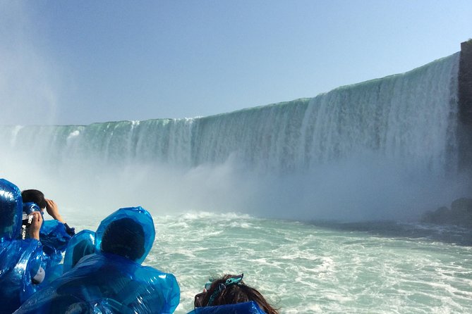 Luxury Private Tour of Niagara Falls from Toronto - Table Rock and the First Big View of Horseshoe Falls