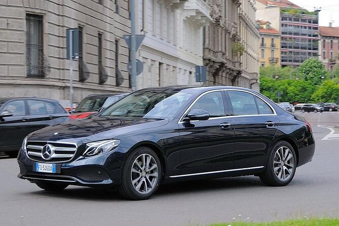 Luxury Private Transfer from/to Fiumicino Airport to Rome Center - Night arrivals, extra time, and cancellation terms