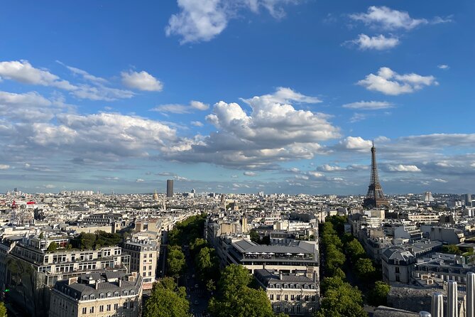Luxury Private Transfers in Paris Airport - Hotel and Airbnb pickups