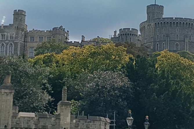 Luxury Private Vehicle Day Hire from & to London via Stonehenge & Windsor Castle - Why the private vehicle changes the day